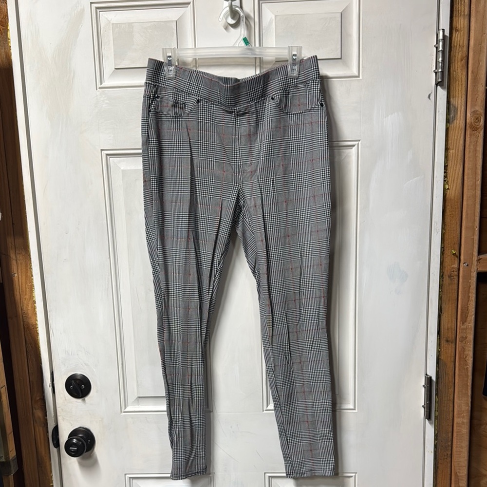 Seven7 Black and White Houndstooth Pants